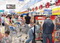 Las tiendas de autoservicio no venden en un solo precio los productos incluidos en el programa de apoyo a la economía anunciado hace casi dos meses