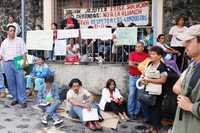 Maestros de Morelos siguen en plantón frente a las oficinas de la SEP en Cuernavaca para exigir la derogación de la Alianza por la Calidad de la Educación