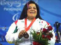 La mexiquense Perla Patricia Bárcenas levantó 130 kilogramos y se adjudicó el tercer lugar, en su último intento por subir al podio