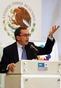 El subsecretario Manuel Gómez Robledo insistió en que México no enviará efectivos militares a operaciones de pacificación