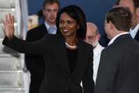 CONDOLEEZZA EN VALLARTA. La secretaria de Estado de Estados Unidos, Condoleezza Rice, a su llegada ayer a Puerto Vallarta, Jalisco, durante el inicio de su visita de dos días a nuestro país
