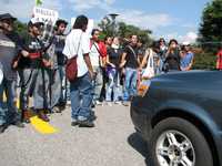Protesta en Morelos por el acto para designar a Cuernavaca sede de la Universiada 2009