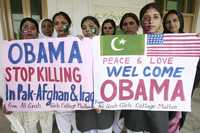 Estudiantes piden en Pakistán al próximo mandatario de Estados Unidos que detenga la matanza que provoca su país en Irak y Afganistán