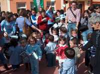 Niños españoles en una guardería  Tomada de la Internet