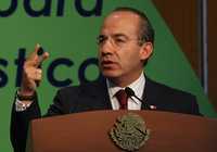El jefe del Ejecutivo federal, Felipe Calderón Hinojosa, durante la clausura del Congreso Internacional de Turismo, celebrado ayer en un hotel de la ciudad de México