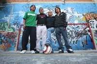 Édgar, Juan, Ángeles y José Antonio, integrantes del Tricolor de la calle