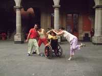 Ensayo de baile de salón de la Asociación Nacional de Artistas Discapacitados