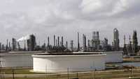 Complejo petrolero de Exxon Mobil en Baytown, Texas