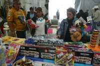 El "gobierno legítimo" organizó un bazar con motivo del Día de Reyes, en San Luis Potosí 70, colonia Roma