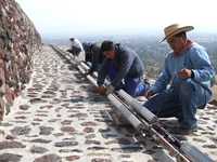 Trabajos realizados hace unos días para el retiro de canaletas en las estructuras prehispánicas