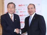 Como parte de su agenda de trabajo en el foro de Davos, el presidente Felipe Calderón se reunió con el secretario general de la Organización de las Naciones Unidas, Ban Ki-moon, con quien, entre otros temas, trató lo referente a la presencia de México como miembro no permanente del Consejo de Seguridad