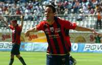 El atlantista Luis Gabriel Rey festeja el gol que le anotó al Pachuca, con el que los Potros se adelantaron en el estadio Hidalgo