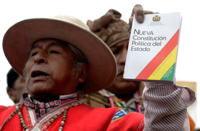 Proclama Evo la refundación del Estado boliviano