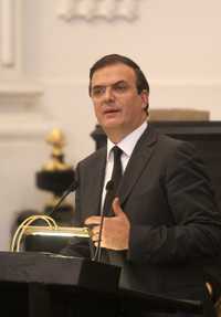 El jefe de Gobierno capitalino, Marcelo Ebrard, rindió su segundo Informe de gobierno ante la Asamblea Legislativa