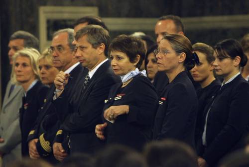 Pilotos de Air France durante el funeral por sus compañeros